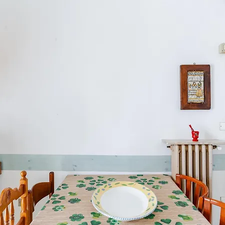 Isabella Διαμέρισμα *